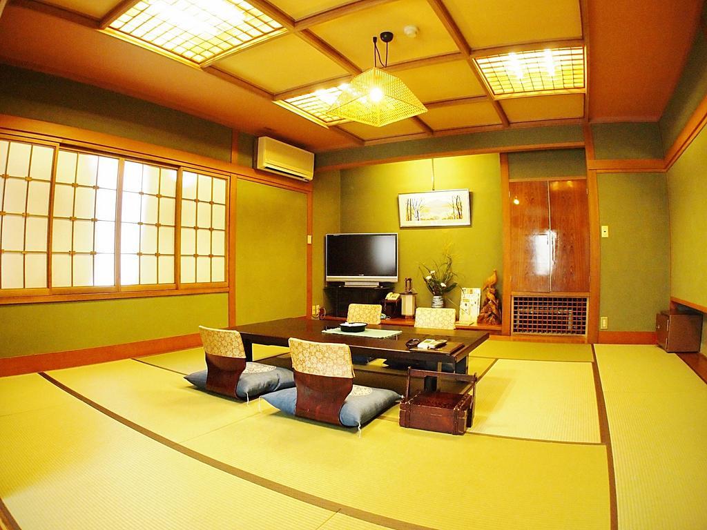 Chuo Hotel Chikuma Exterior foto